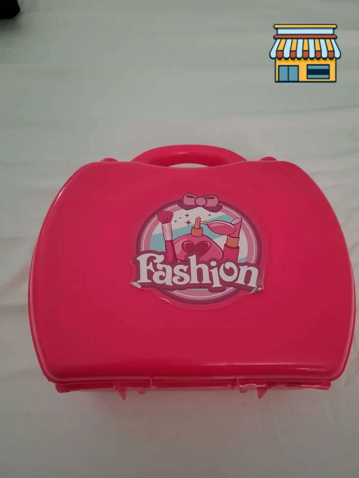 Toys box • Condition: Good • Location: Fort Lauderdale, FL • Price: Free