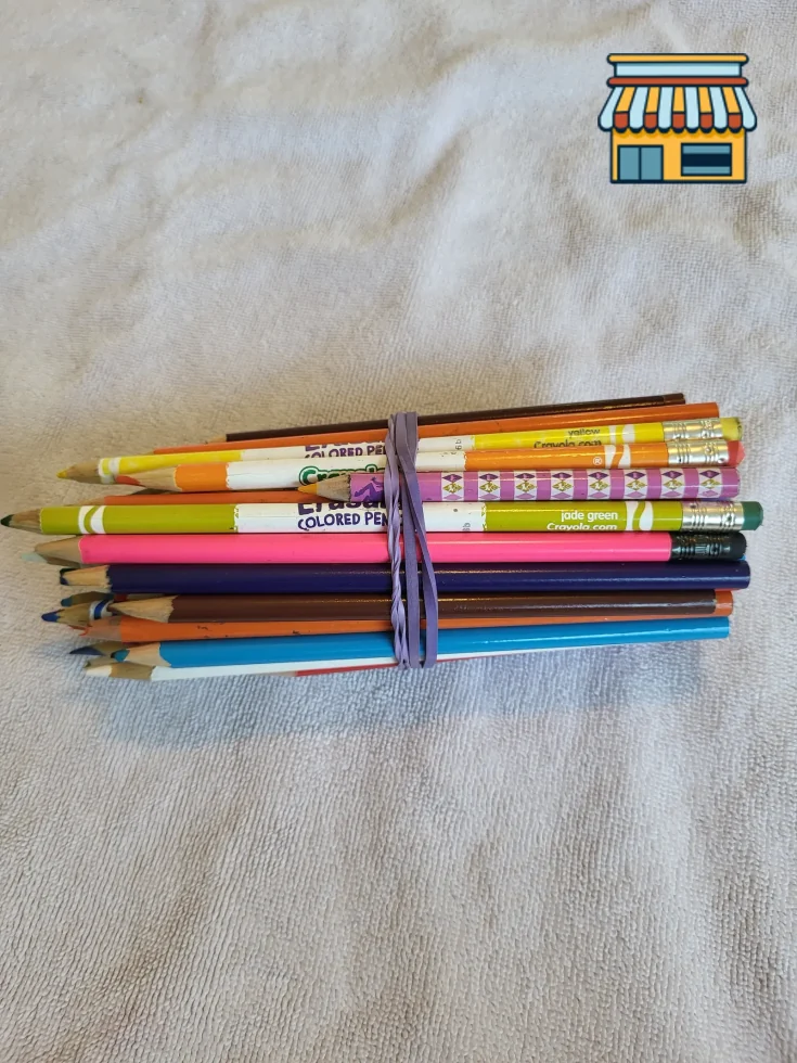 Coloring pencils thumbnail 3