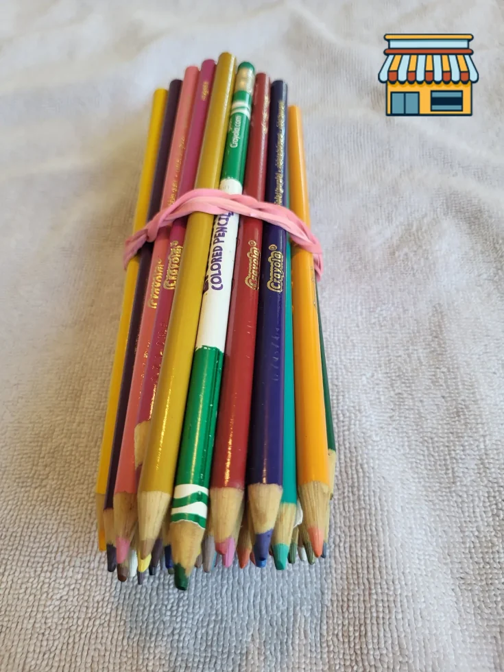 Coloring pencils thumbnail 3