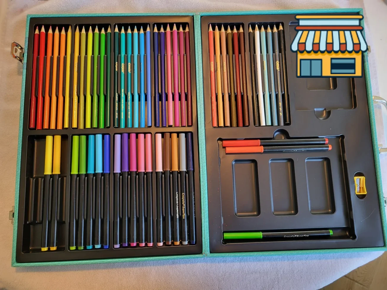 Pencils and markers case • Condition: Like new • Location: Pompano Beach, FL • Price: Free