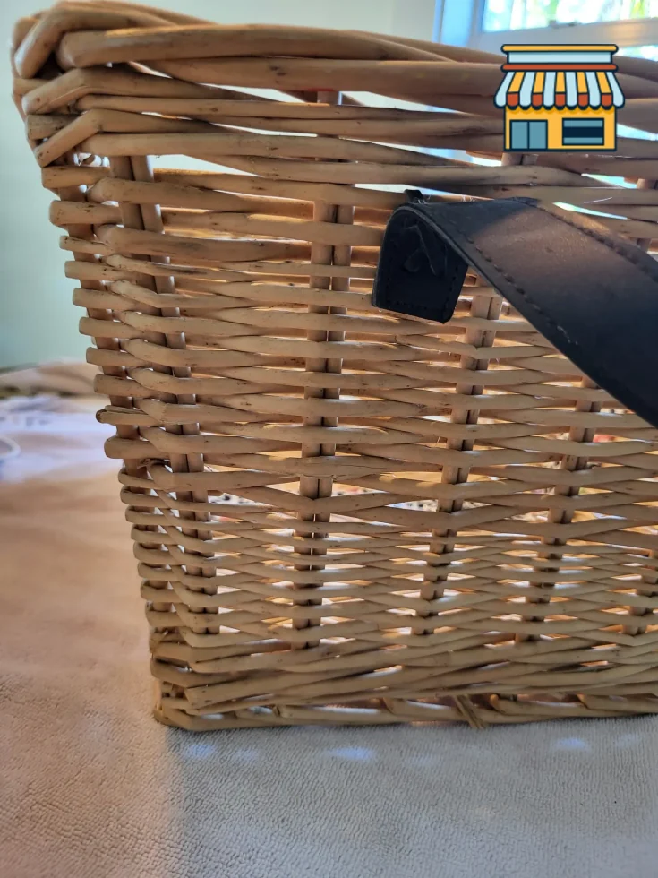 Wicker basket thumbnail 2