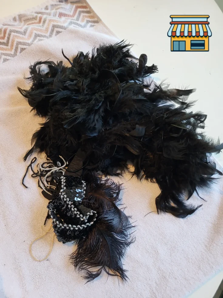 Set of black accessories for cosume thumbnail 2