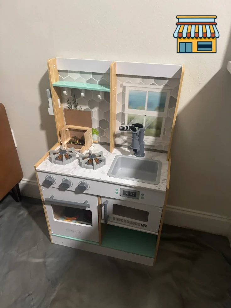 KidKraft Play Kitchen with Accessories • Condition: Good • Location: Tamarac, FL • Price: 30