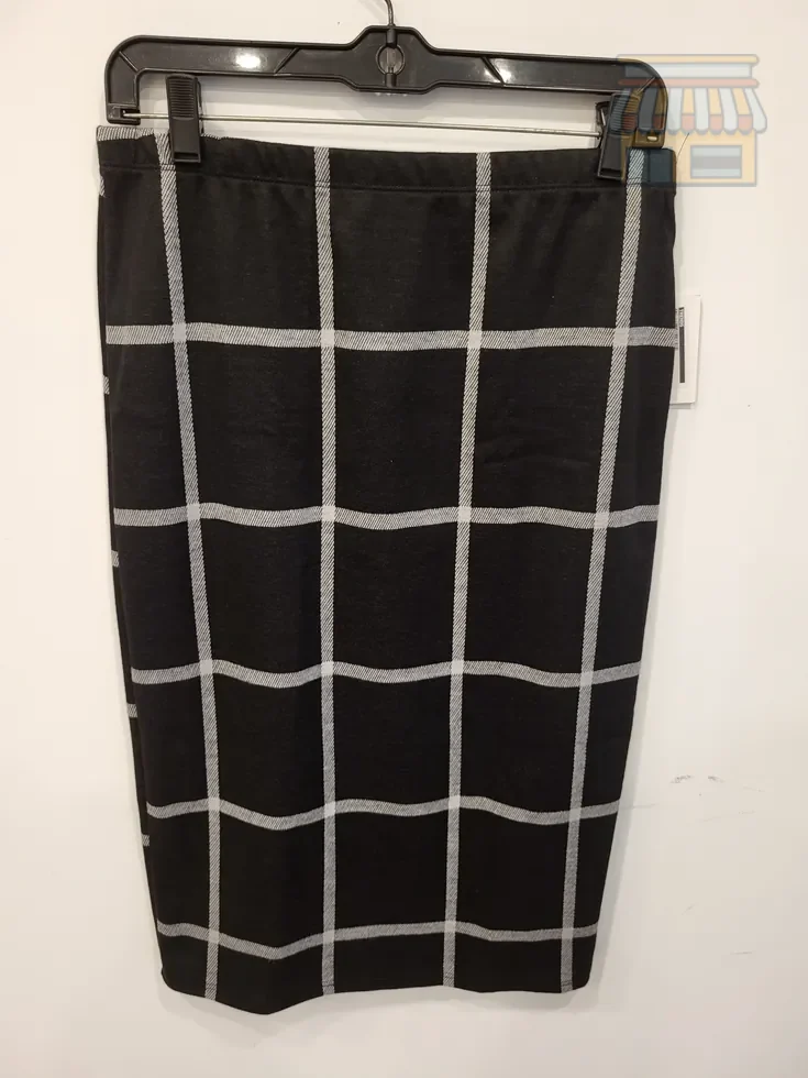 Black and White Checkered Pencil Skirt thumbnail 2