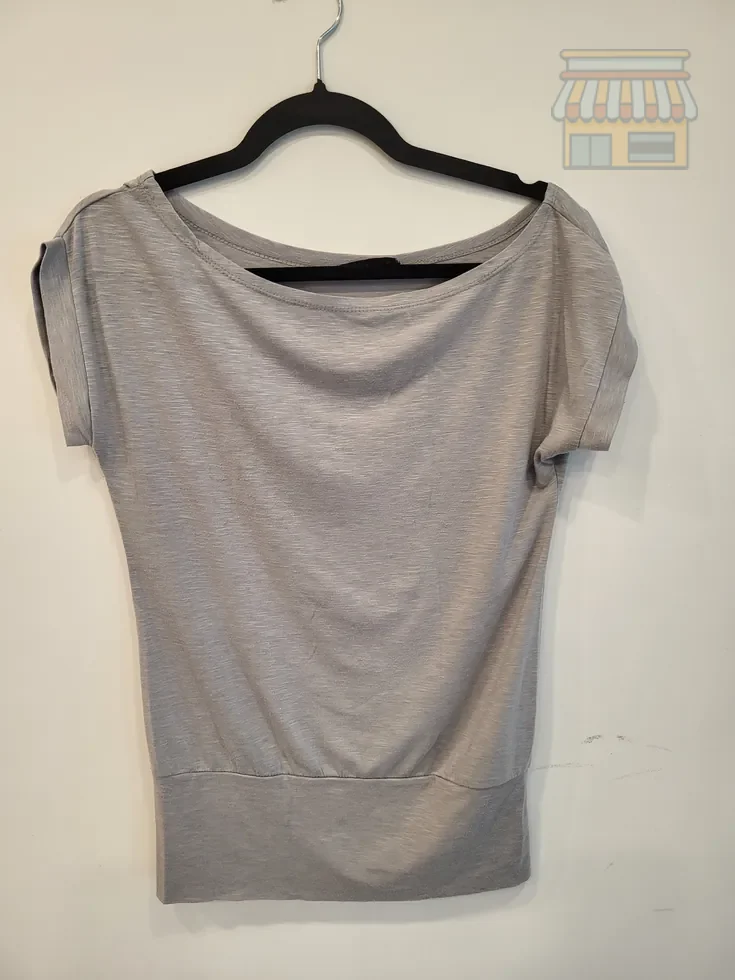 Gray Short Sleeve Boat Neck Top • Condition: Excellent • Location: Davie, FL • Price: Free