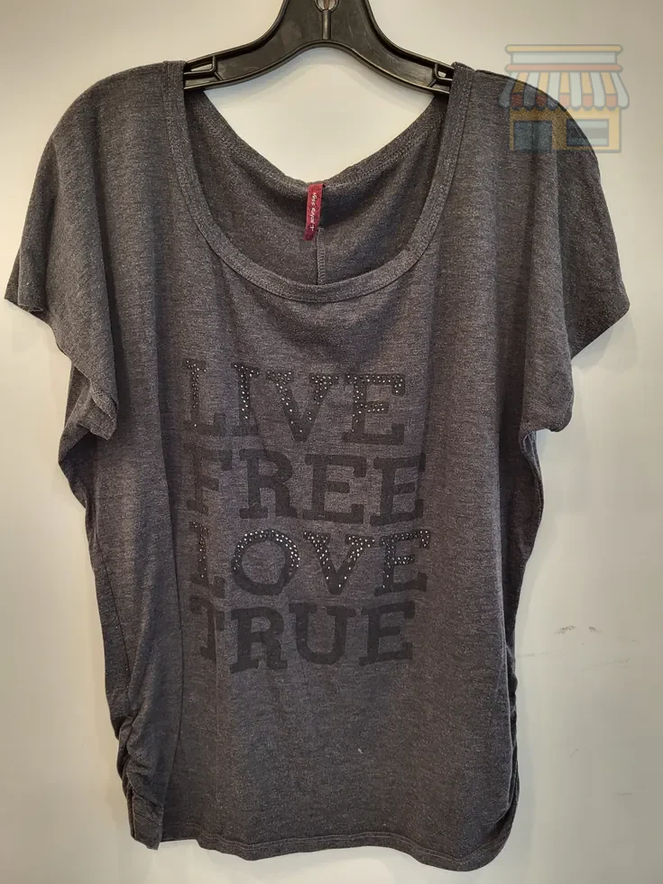 Dark Gray Relaxed Fit Scoop Neck Top • Condition: Excellent • Location: Davie, FL • Price: Free