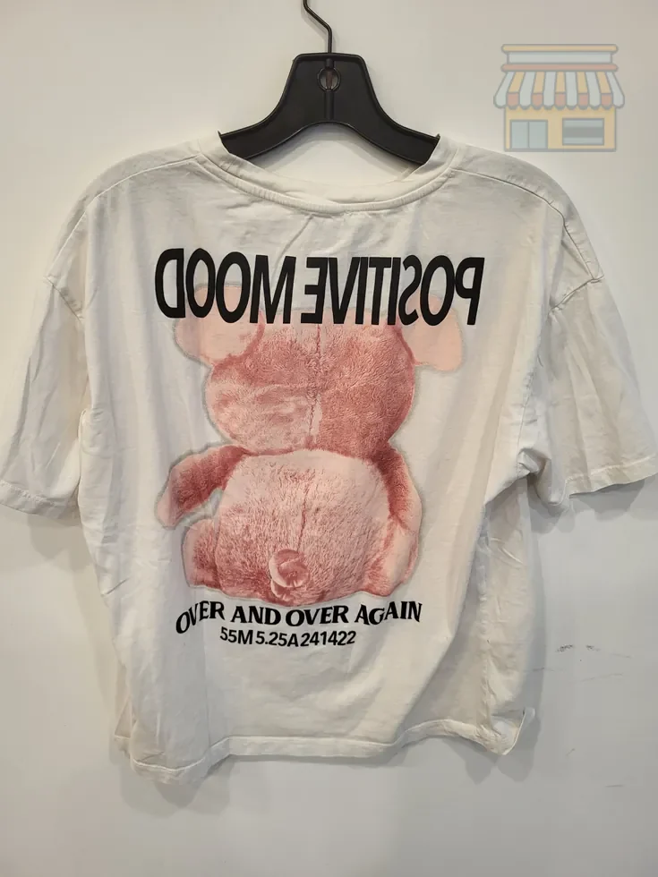 Relaxed White Graphic T-Shirt with Bear thumbnail 2