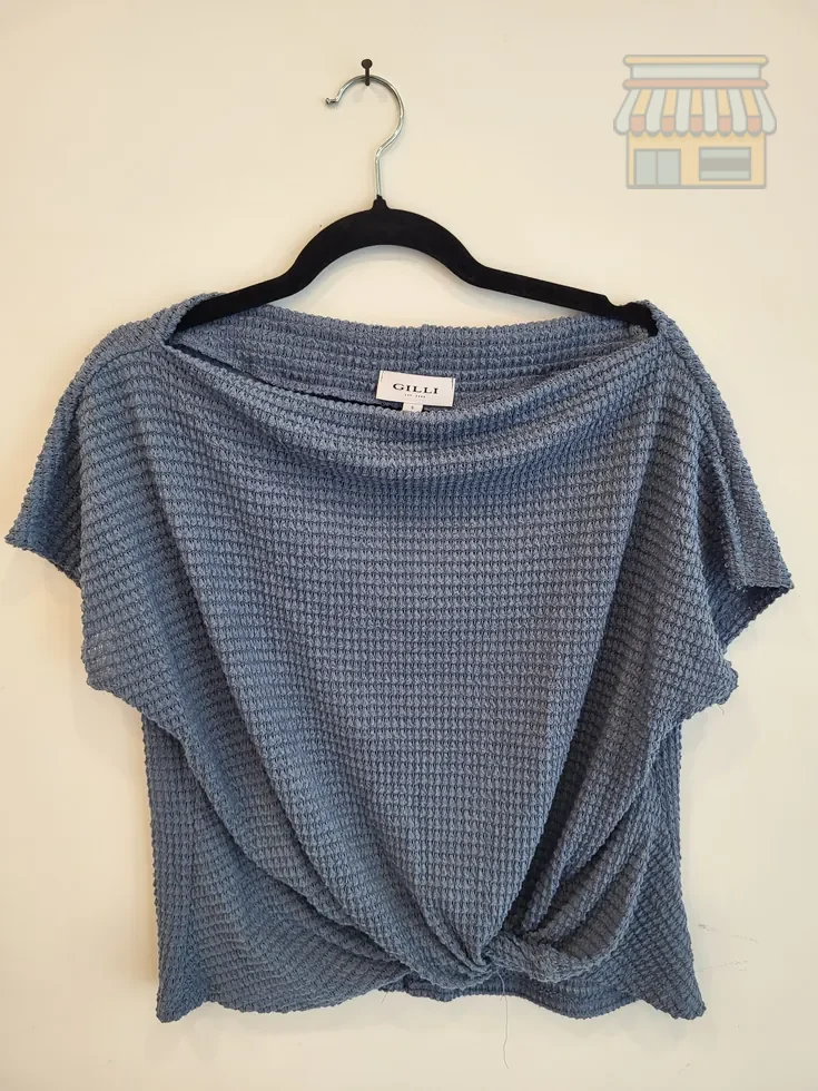 Blue Relaxed Boat Neck Top • Condition: Excellent • Location: Davie, FL • Price: Free