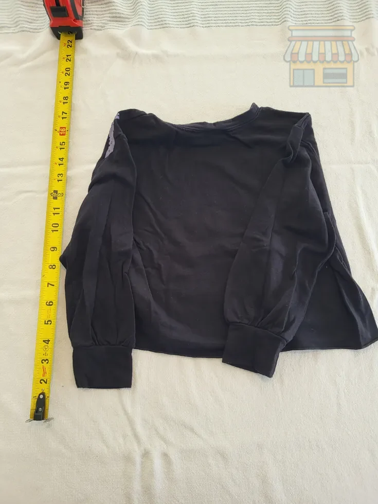 Girls' Black Cropped Star Sweatshirt thumbnail 2