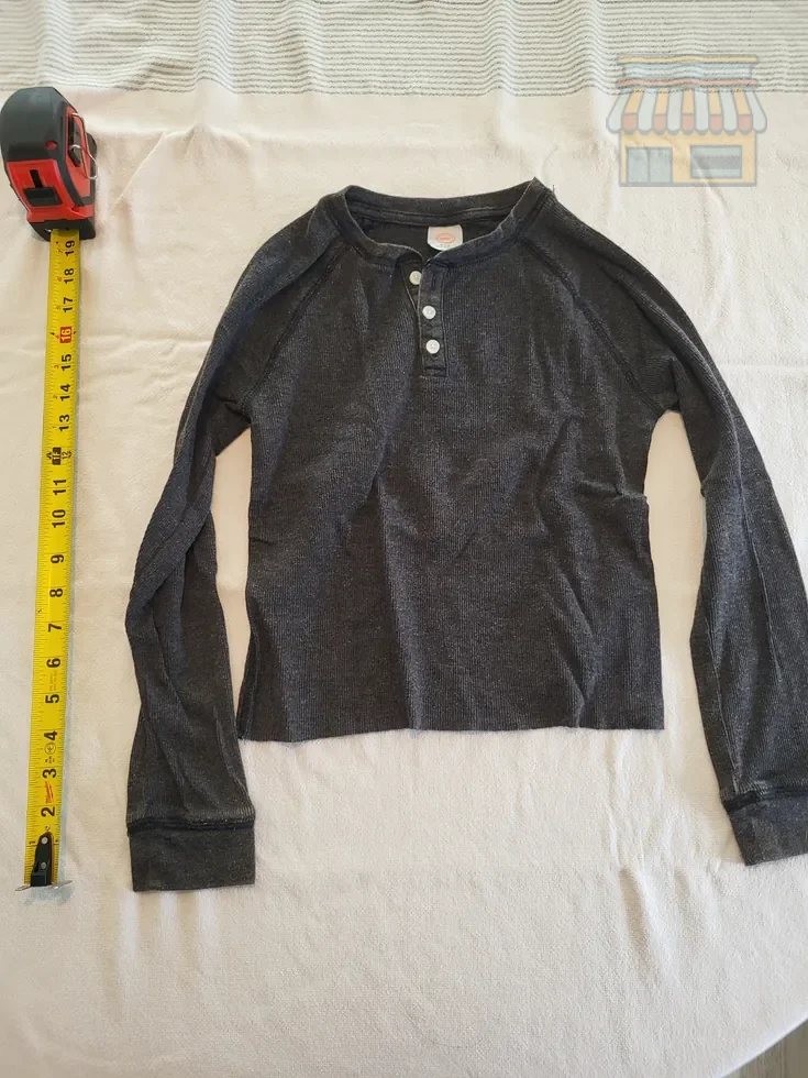 Girls' Dark Gray Long Sleeve Henley Top • Condition: Excellent • Location: Davie, FL • Price: Free