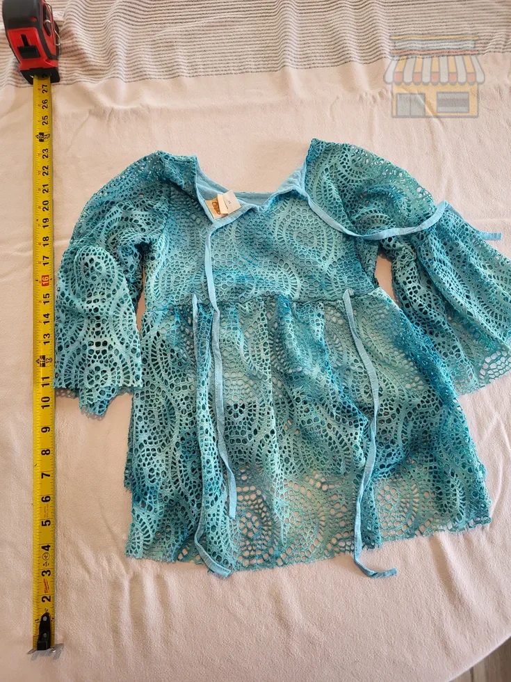 Girls' Turquoise Lace Top • Location: Davie, FL • Price: Free