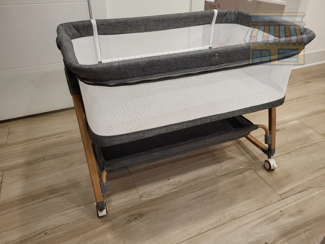 Gray Portable Baby Crib Bassinet thumbnail 3